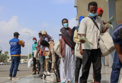 منظمة الهجرة الدولية: وصول نحو 18 ألف مهاجر أفريقي إلى سواحل اليمن خلال أكتوبر